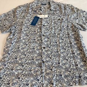 Shirt Men Small Blue Print NWT $45 Caribbean Joe